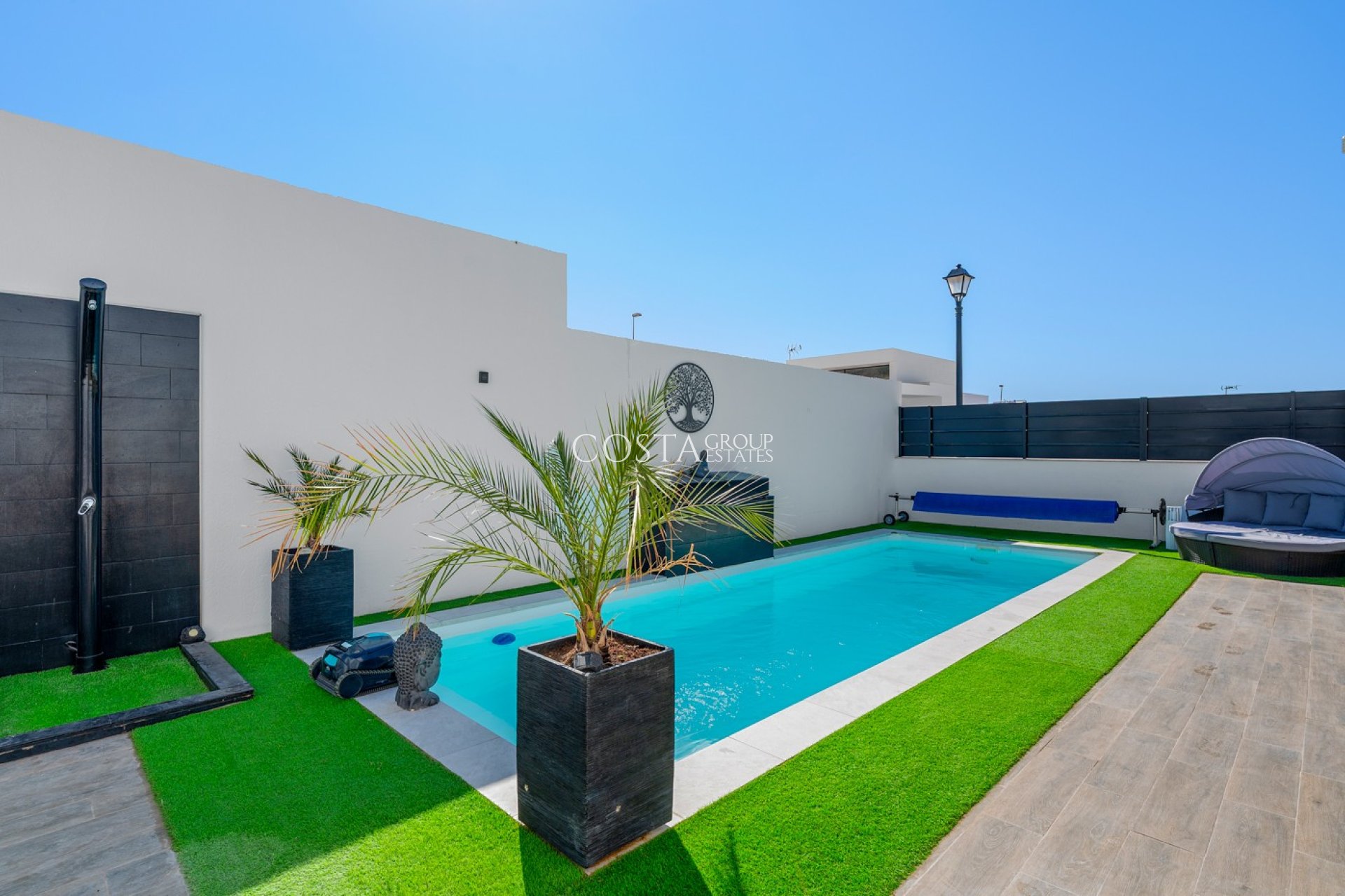 Revente - Villa -
Fortuna - Urbanizacion Las Kalendas