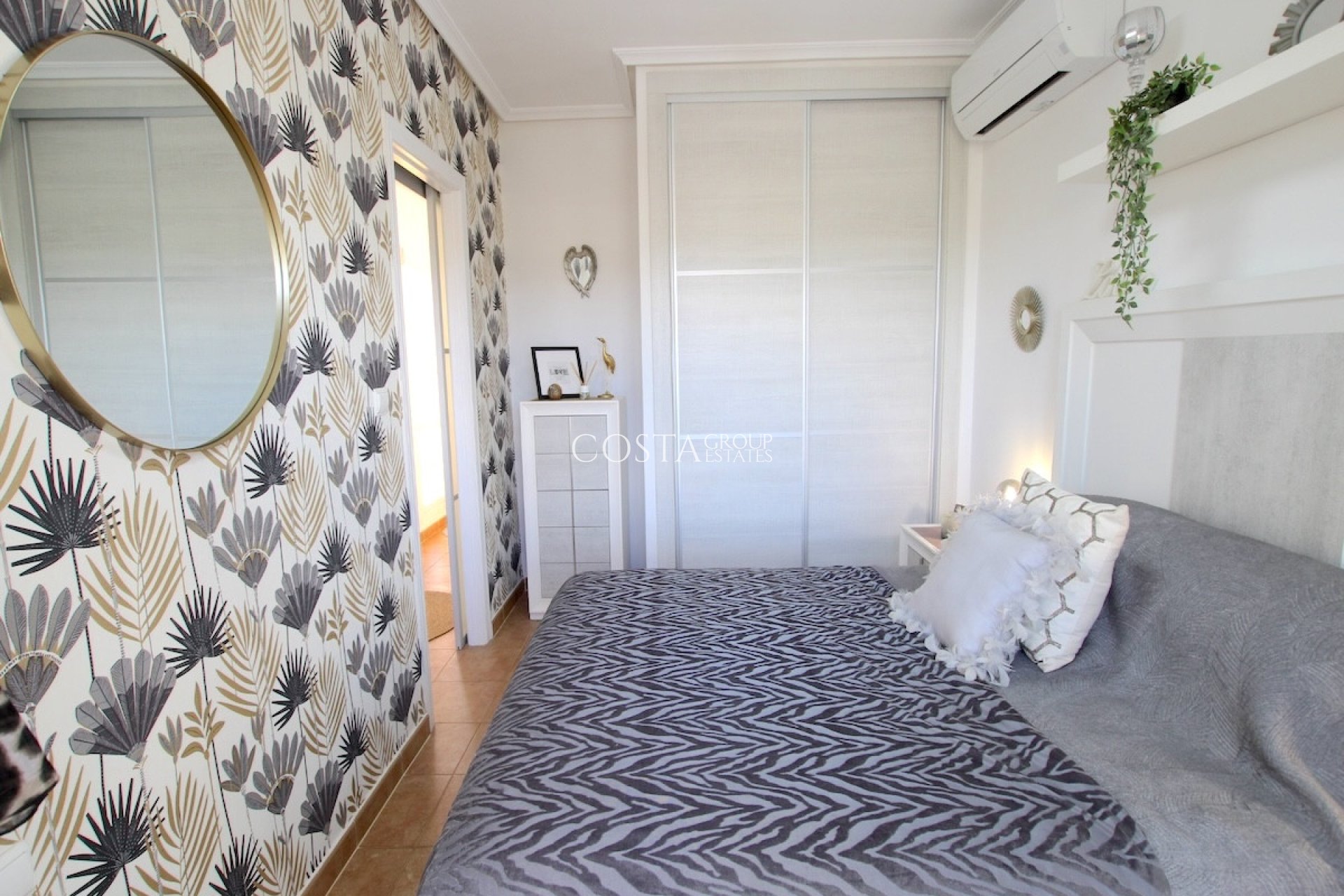 Revente - Villa -
Guardamar del Segura - Guardamar del Segura Centro