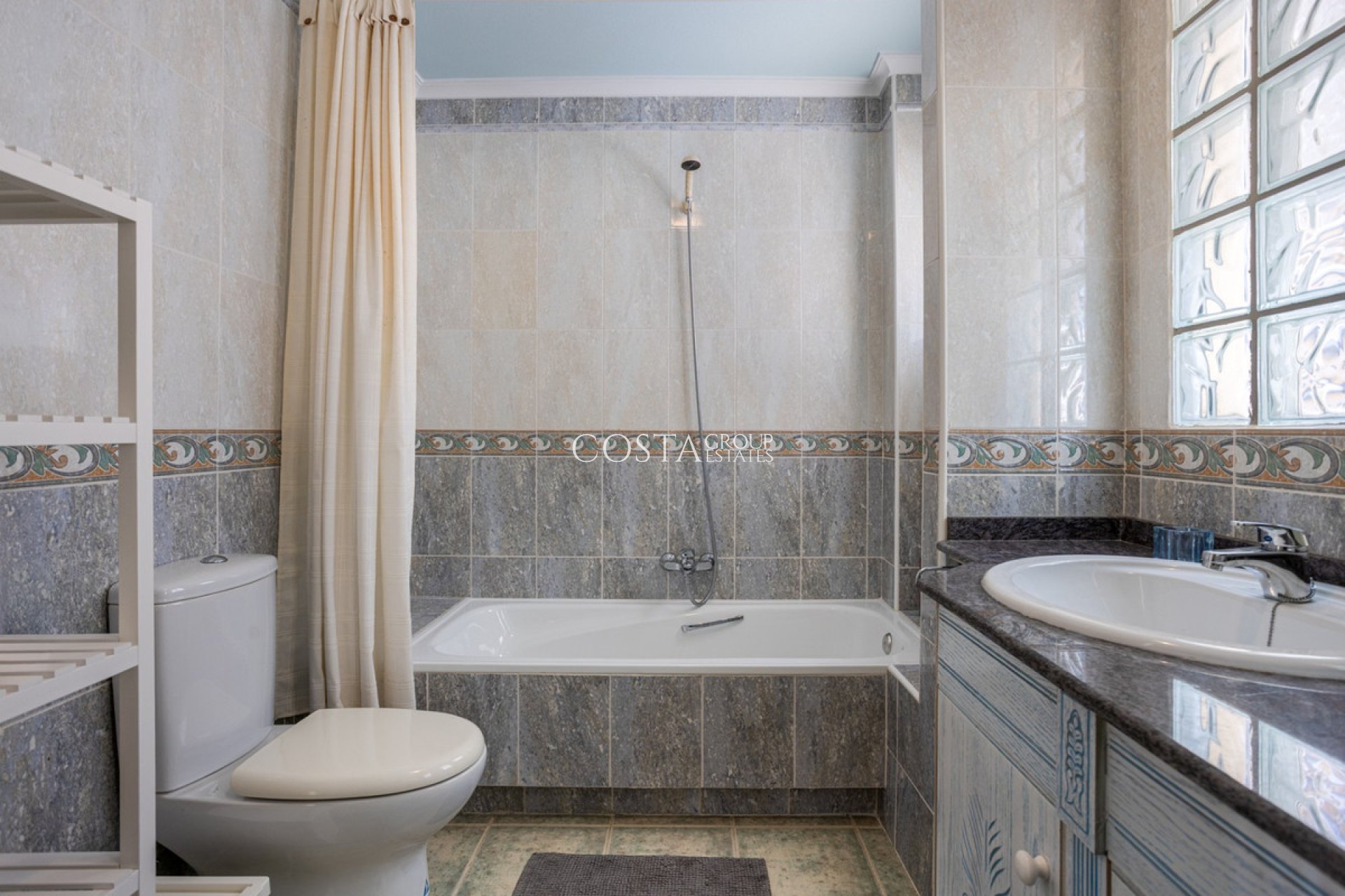 Revente - Villa -
Guardamar del Segura - Guardamar del Segura Centro