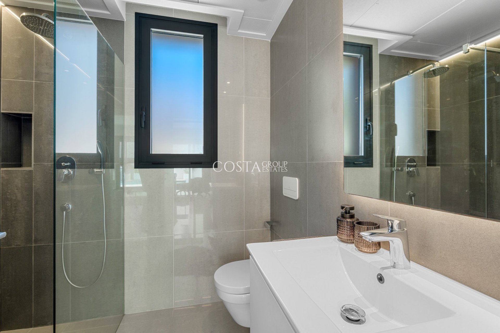 Revente - Villa -
Guardamar del Segura - Guardamar del Segura Centro