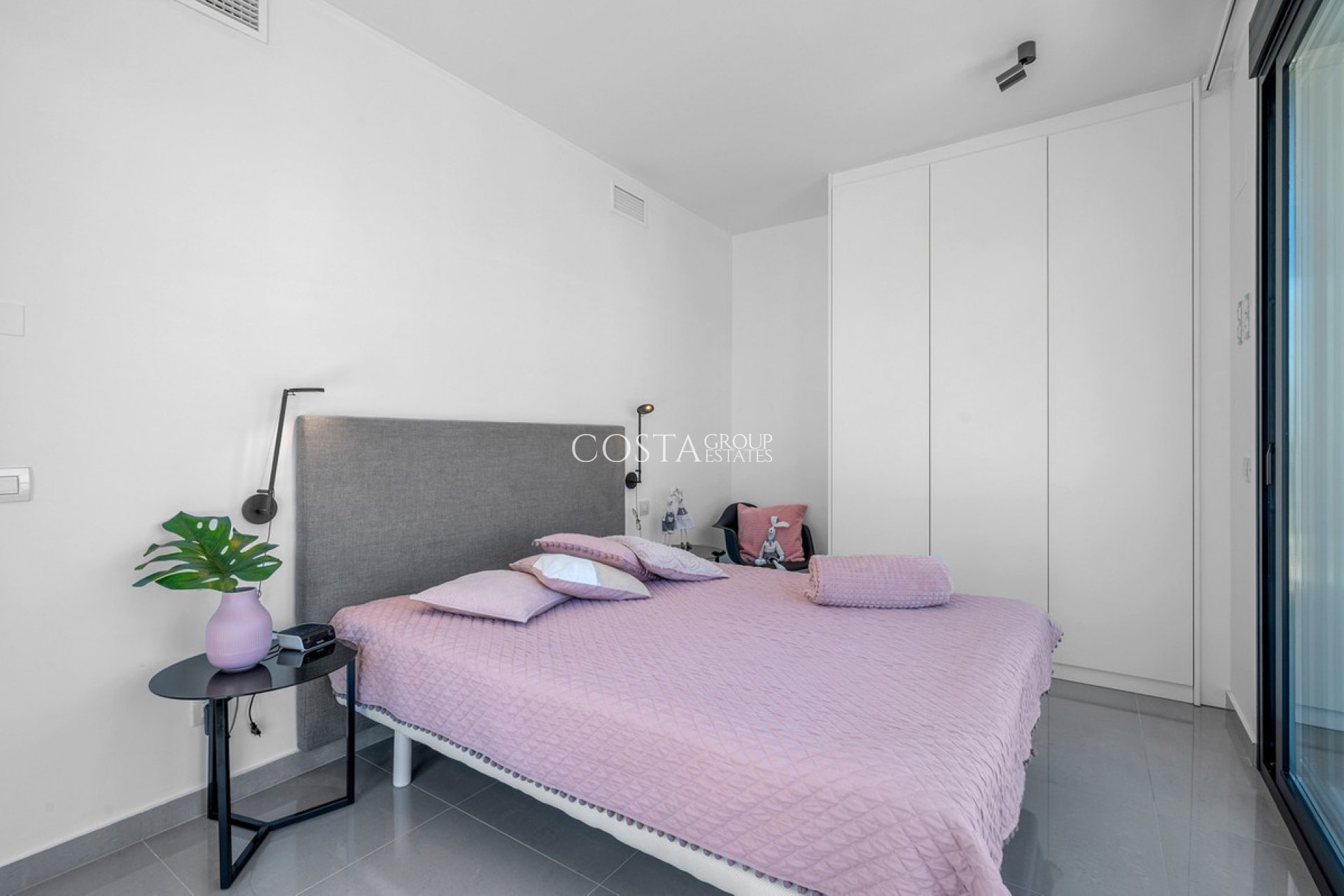 Revente - Villa -
Guardamar del Segura - Guardamar del Segura Centro