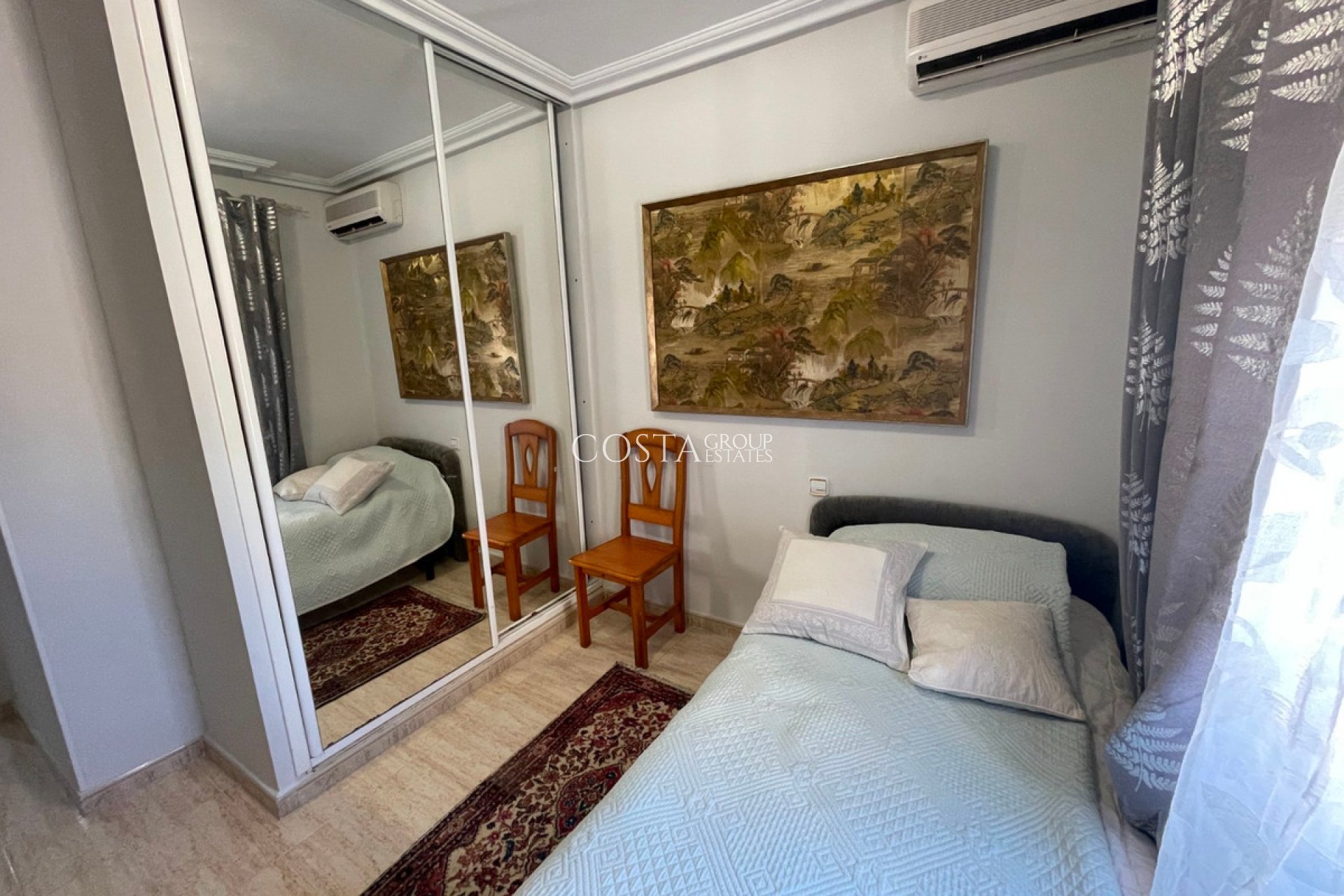 Revente - Villa -
Guardamar del Segura - Guardamar del Segura Centro