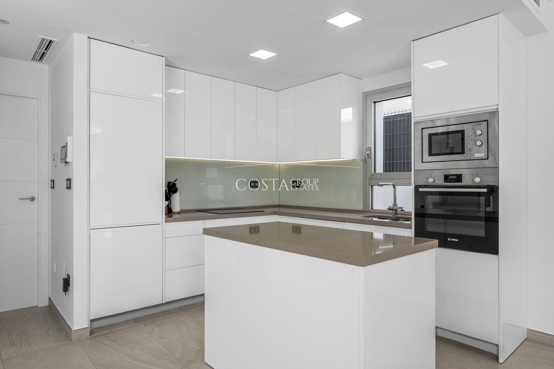 Revente - Villa -
Guardamar del Segura