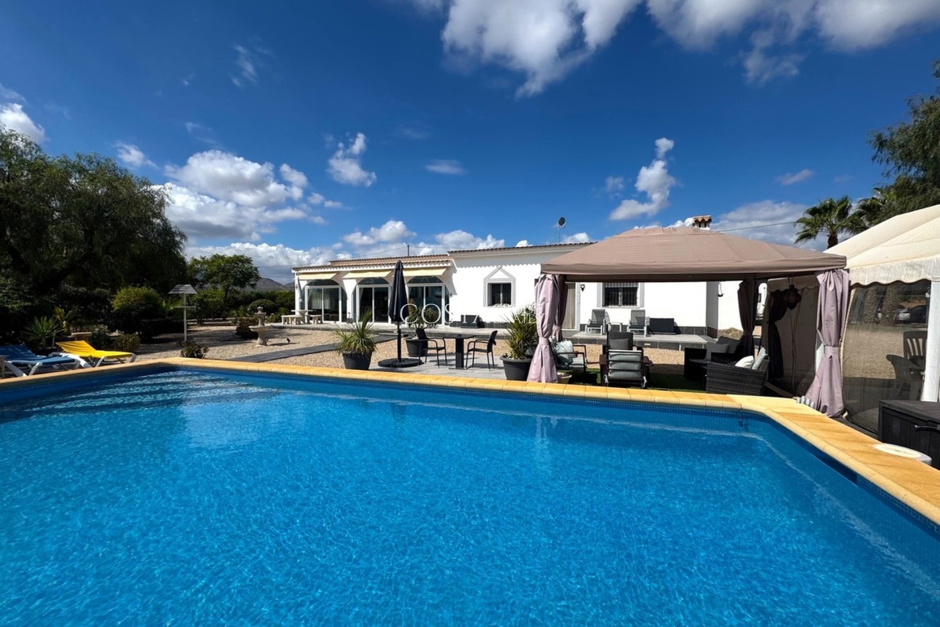 Revente - Villa -
Lorca - Almendricos