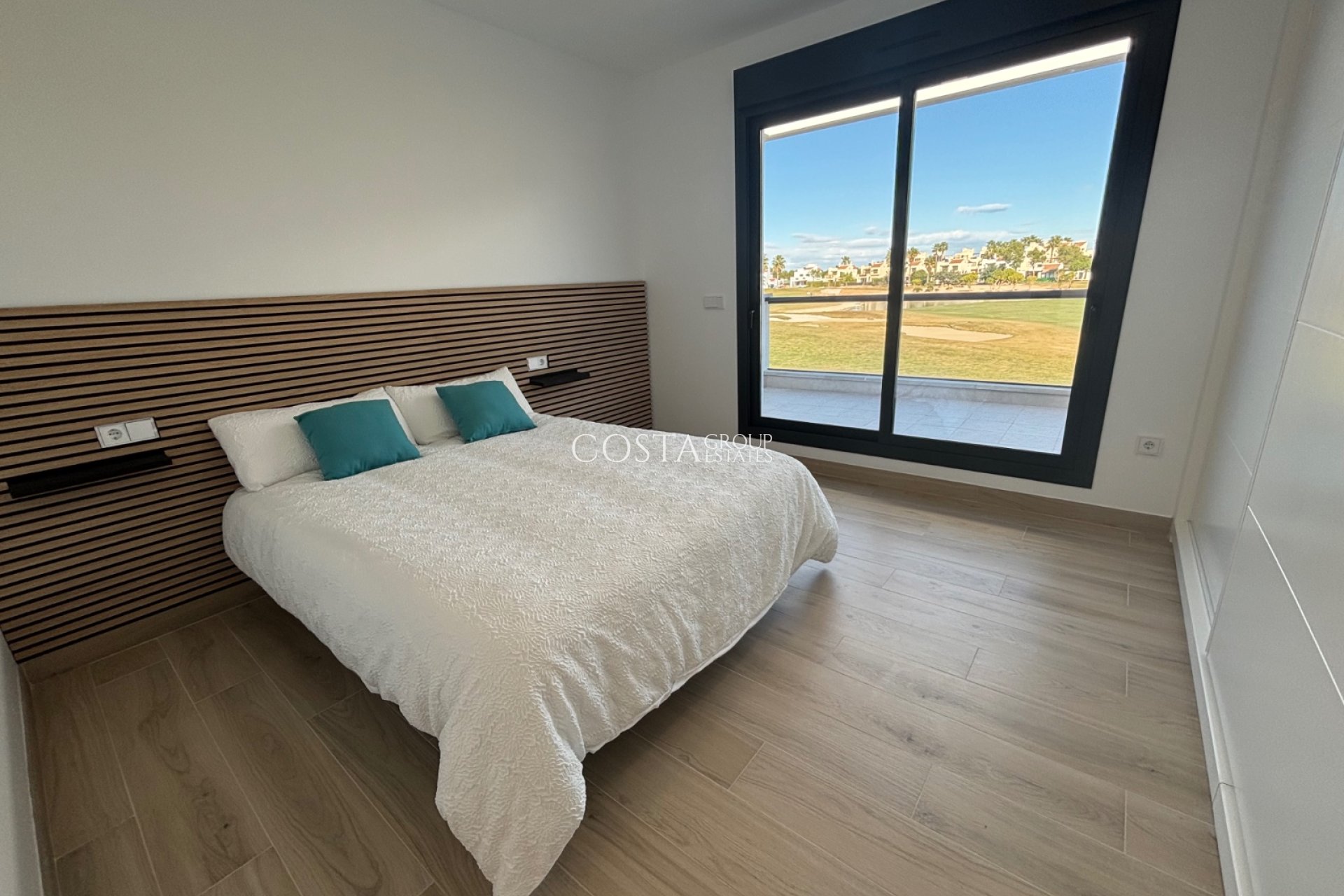 Revente - Villa -
Los Alcazares - Roda