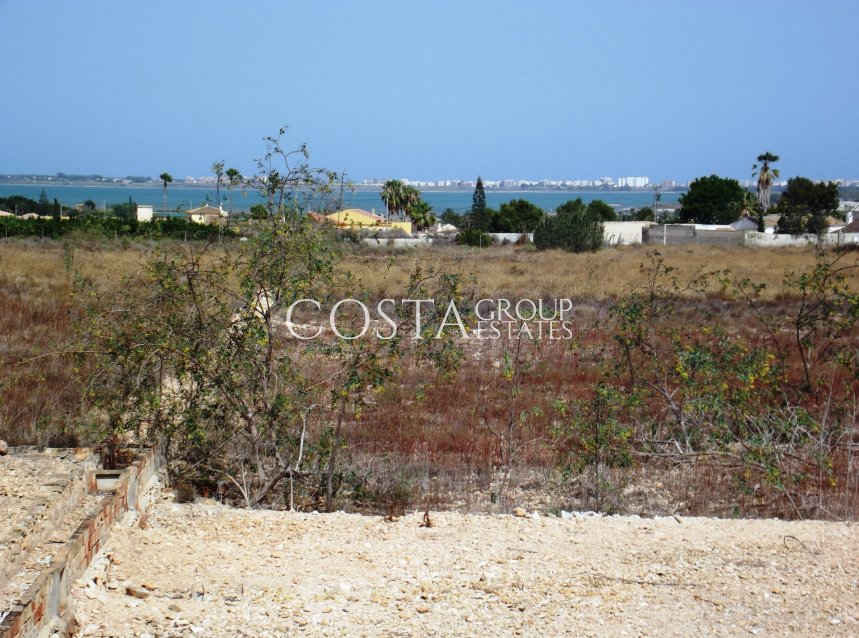 Revente - Villa -
Los Montesinos - La Herrada