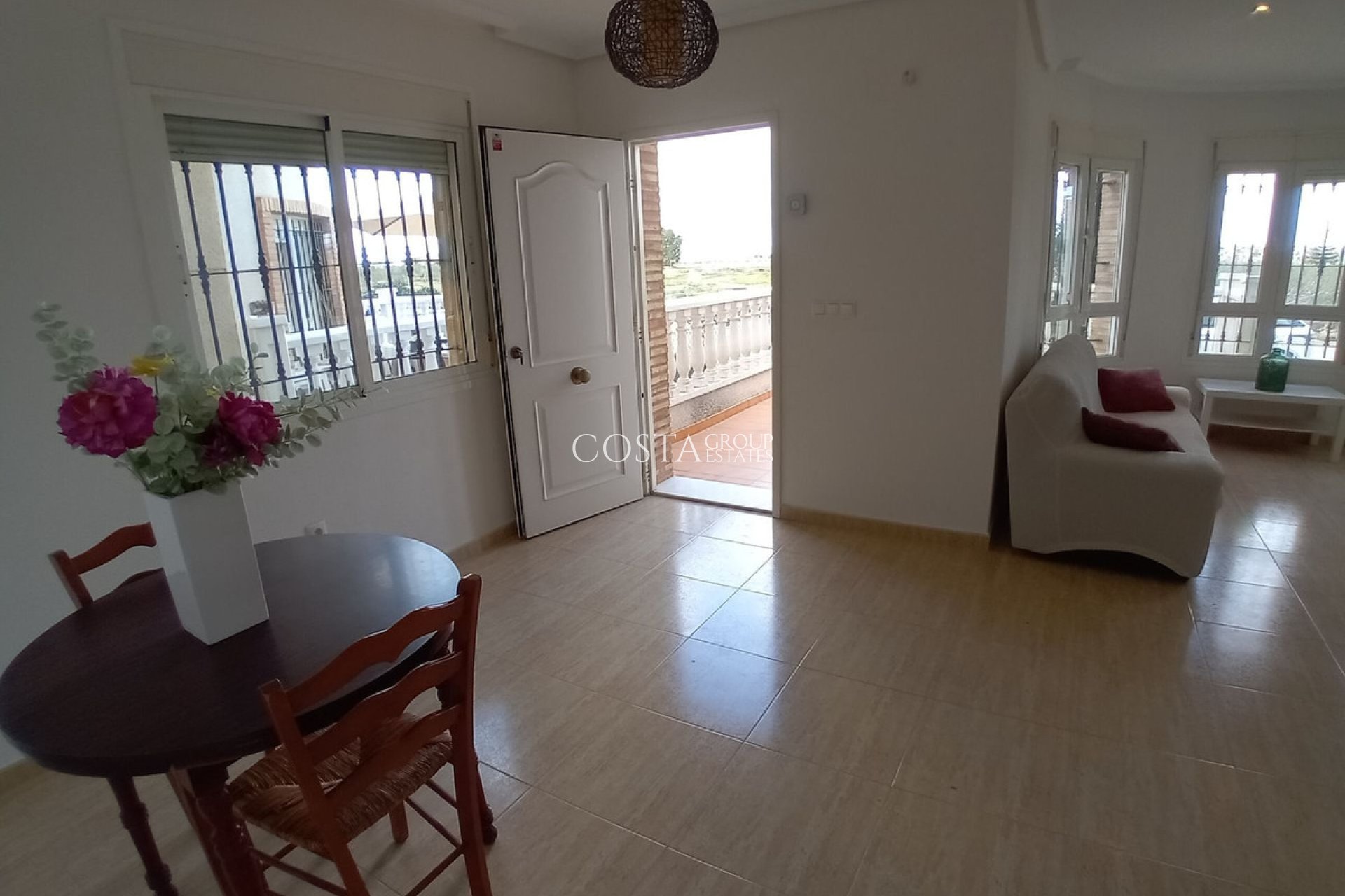Revente - Villa -
Los Montesinos - Los Montesinos Centro