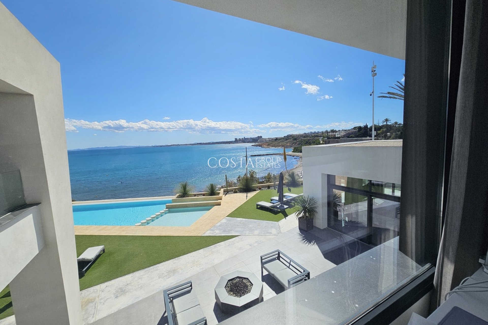 Revente - Villa -
Orihuela - Cabo Roig