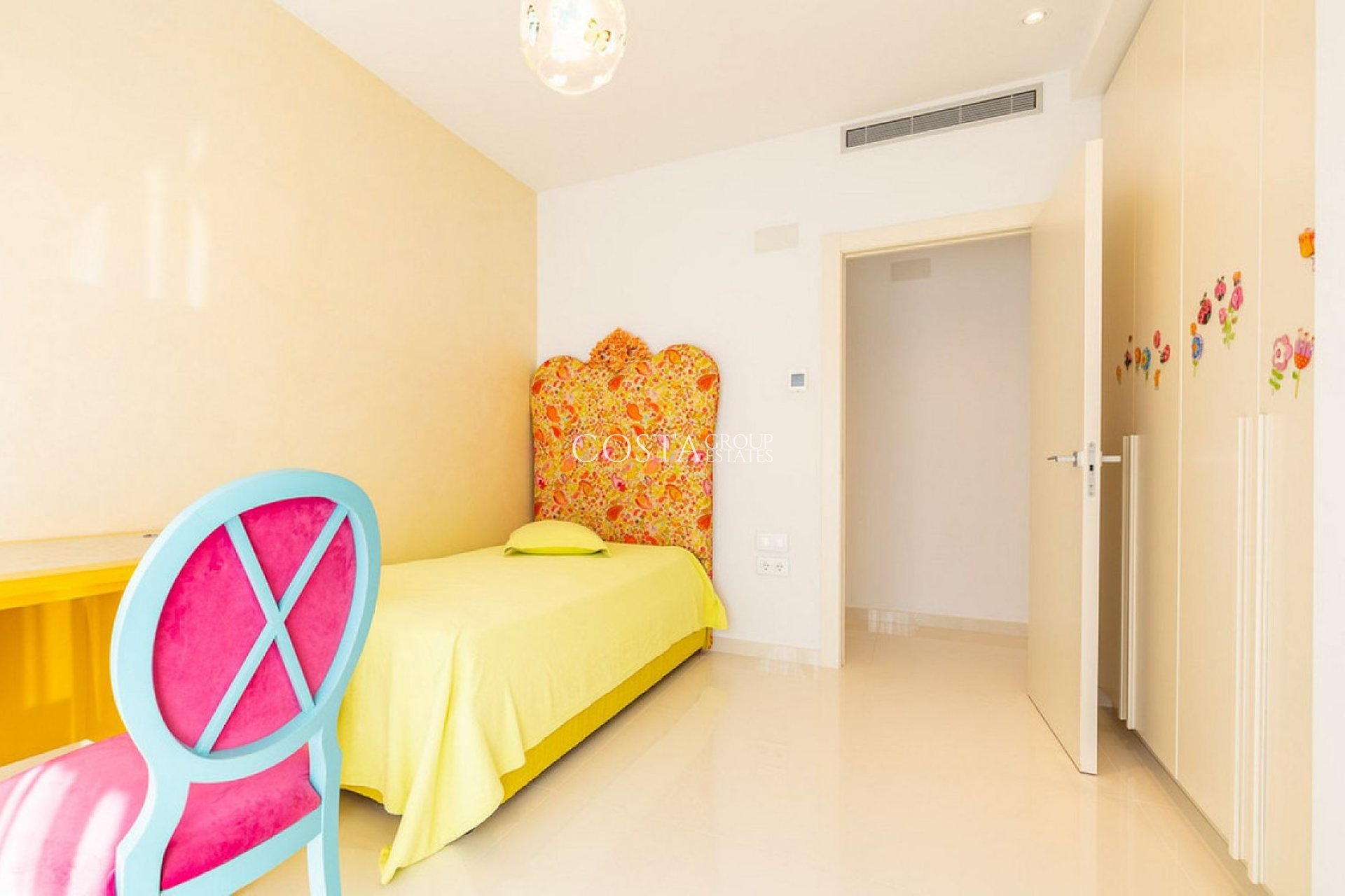 Revente - Villa -
Orihuela - Campoamor