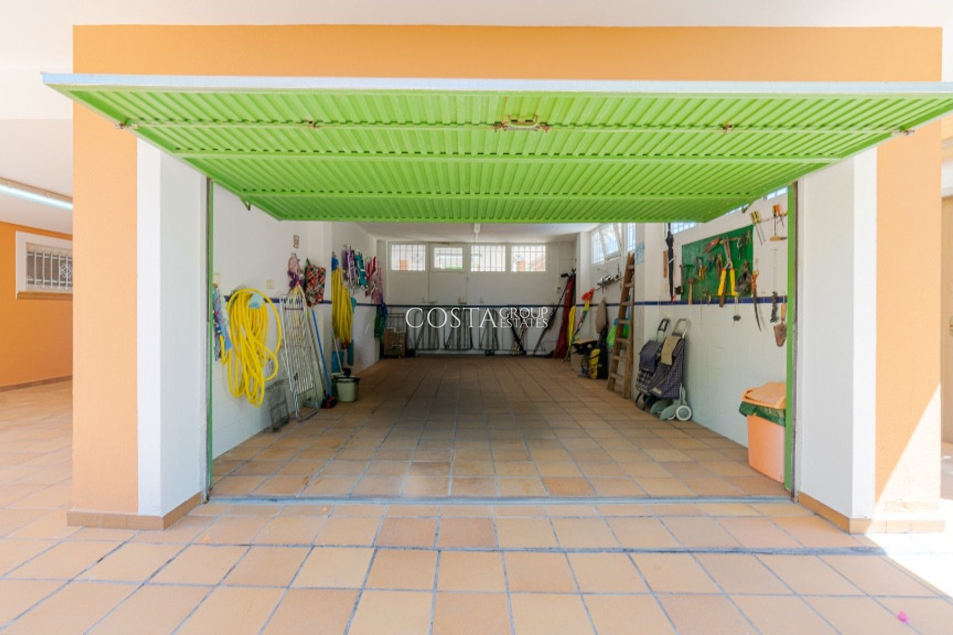 Revente - Villa -
Orihuela - Campoamor