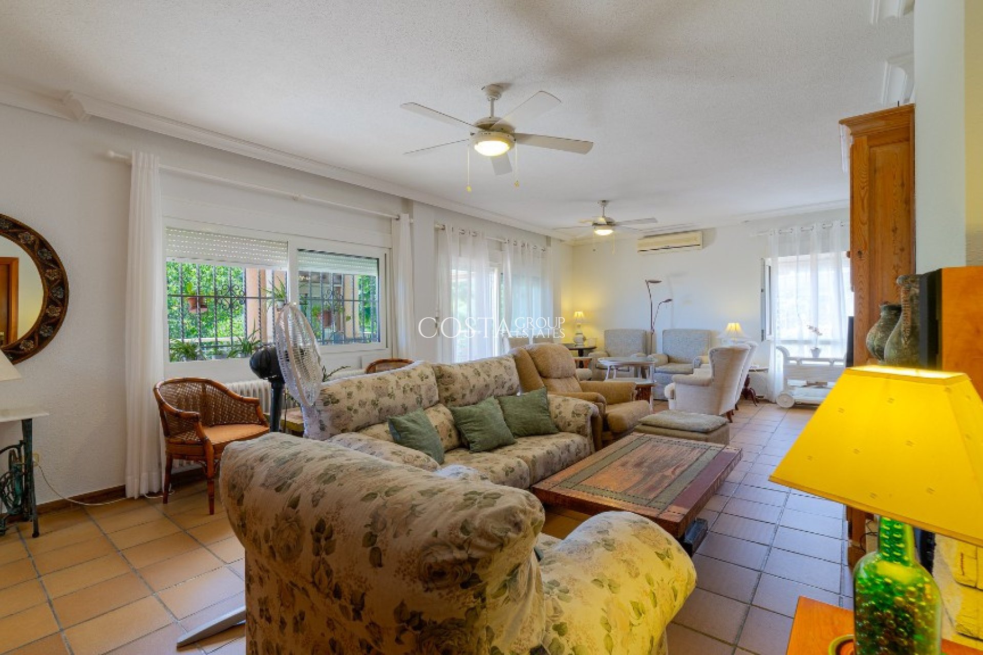 Revente - Villa -
Orihuela - Campoamor