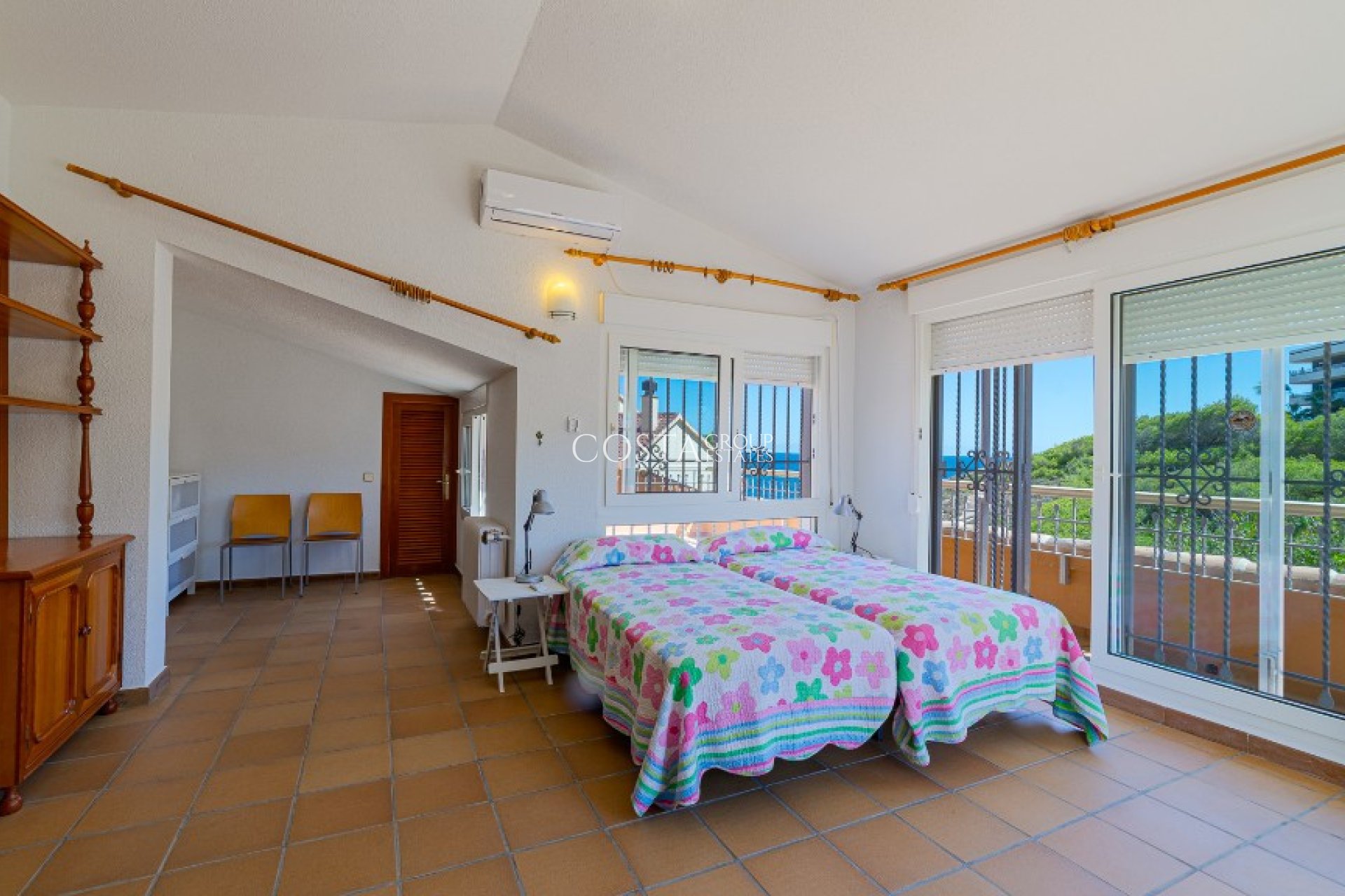 Revente - Villa -
Orihuela - Campoamor