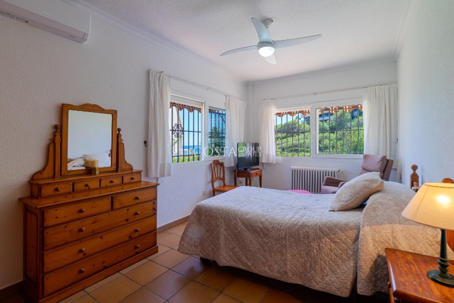 Revente - Villa -
Orihuela - Campoamor