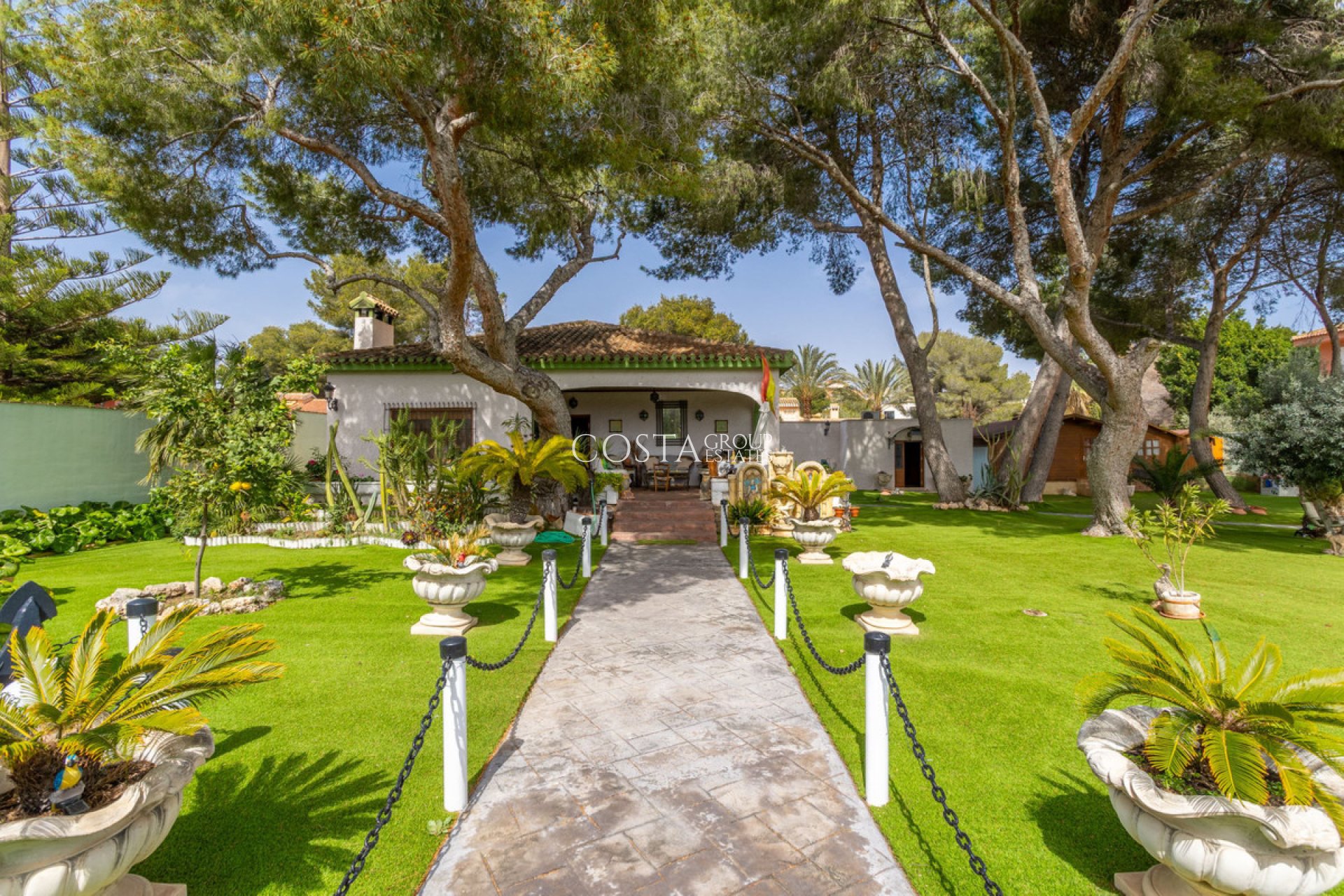 Revente - Villa -
Orihuela - Campoamor