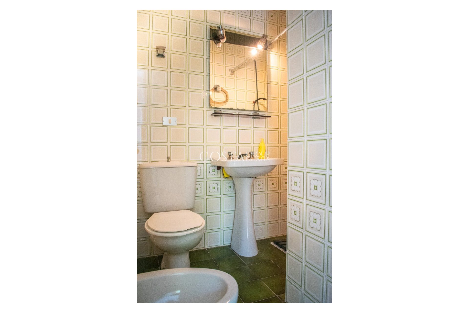 Revente - Villa -
Orihuela Costa - Cabo Roig