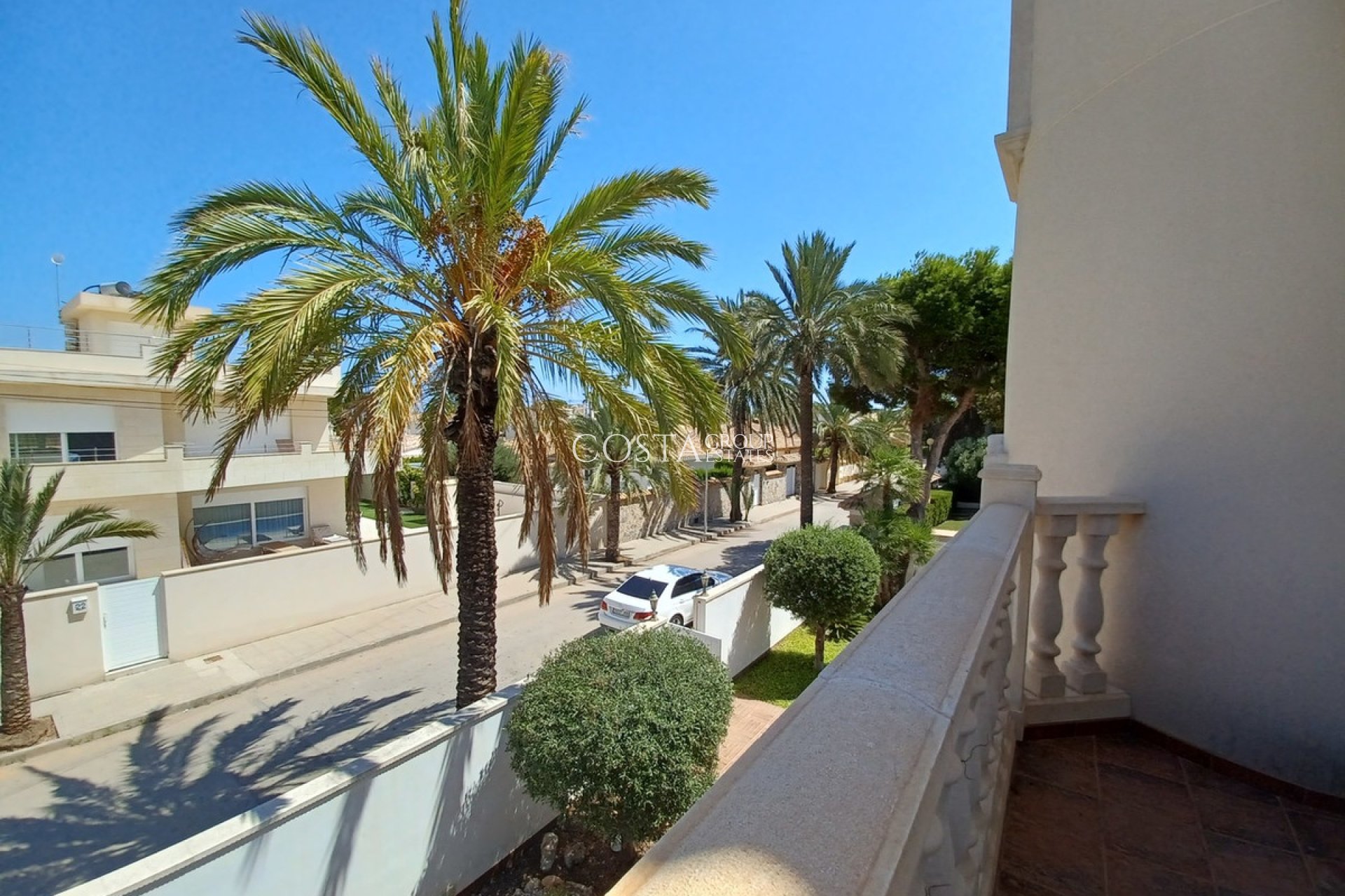 Revente - Villa -
Orihuela Costa - Cabo Roig