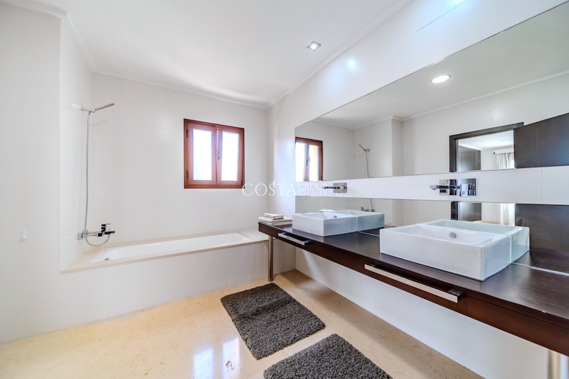 Revente - Villa -
Orihuela Costa - Cabo Roig
