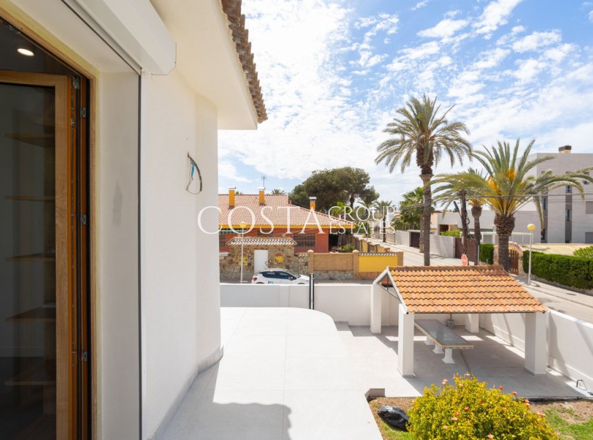 Revente - Villa -
Orihuela Costa - Cabo Roig