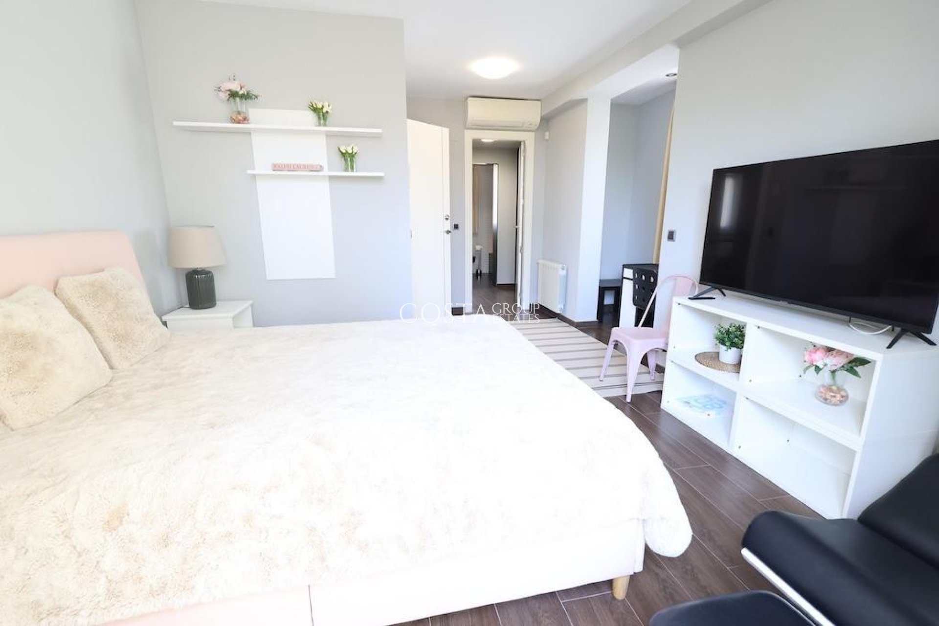 Revente - Villa -
Orihuela Costa - Cabo Roig