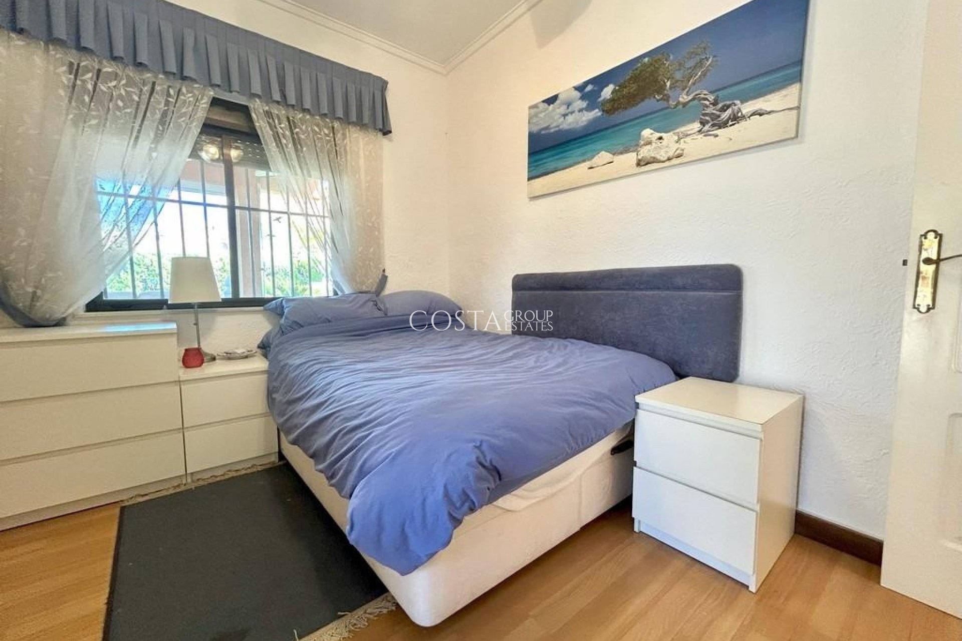 Revente - Villa -
Orihuela Costa - Cabo Roig