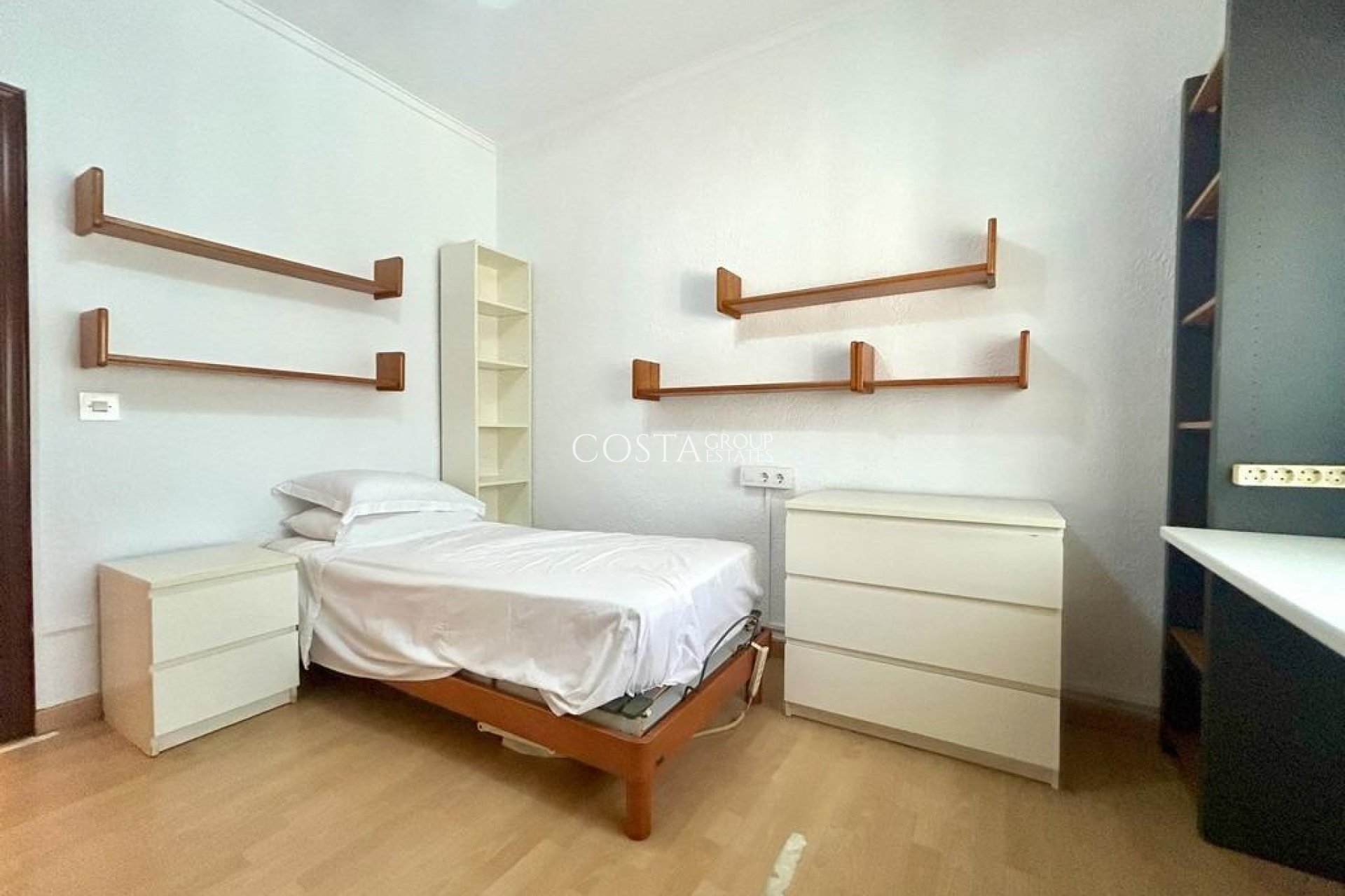 Revente - Villa -
Orihuela Costa - Cabo Roig