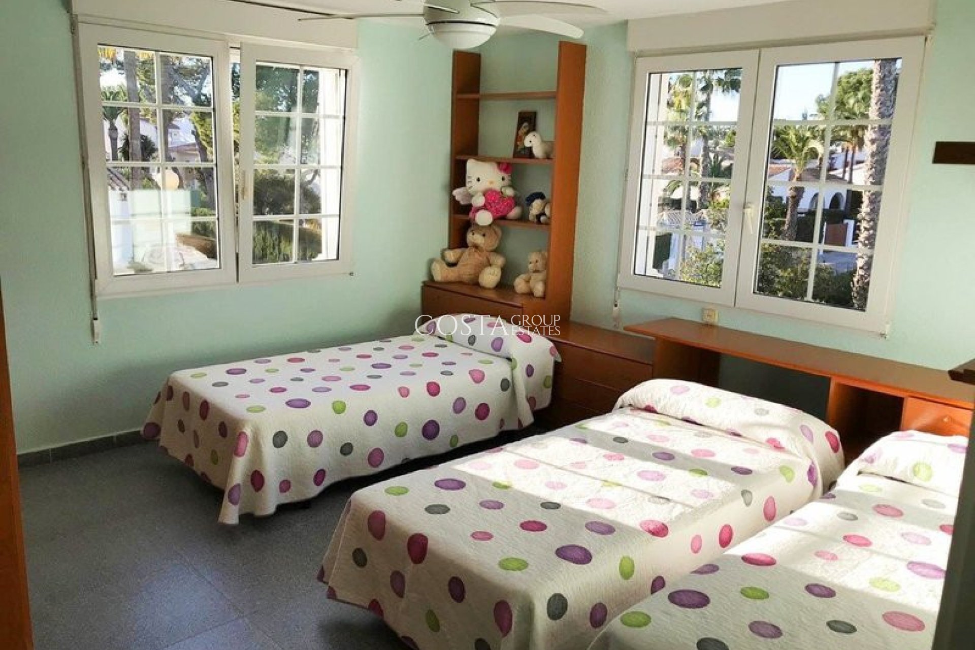 Revente - Villa -
Orihuela Costa - Cabo Roig