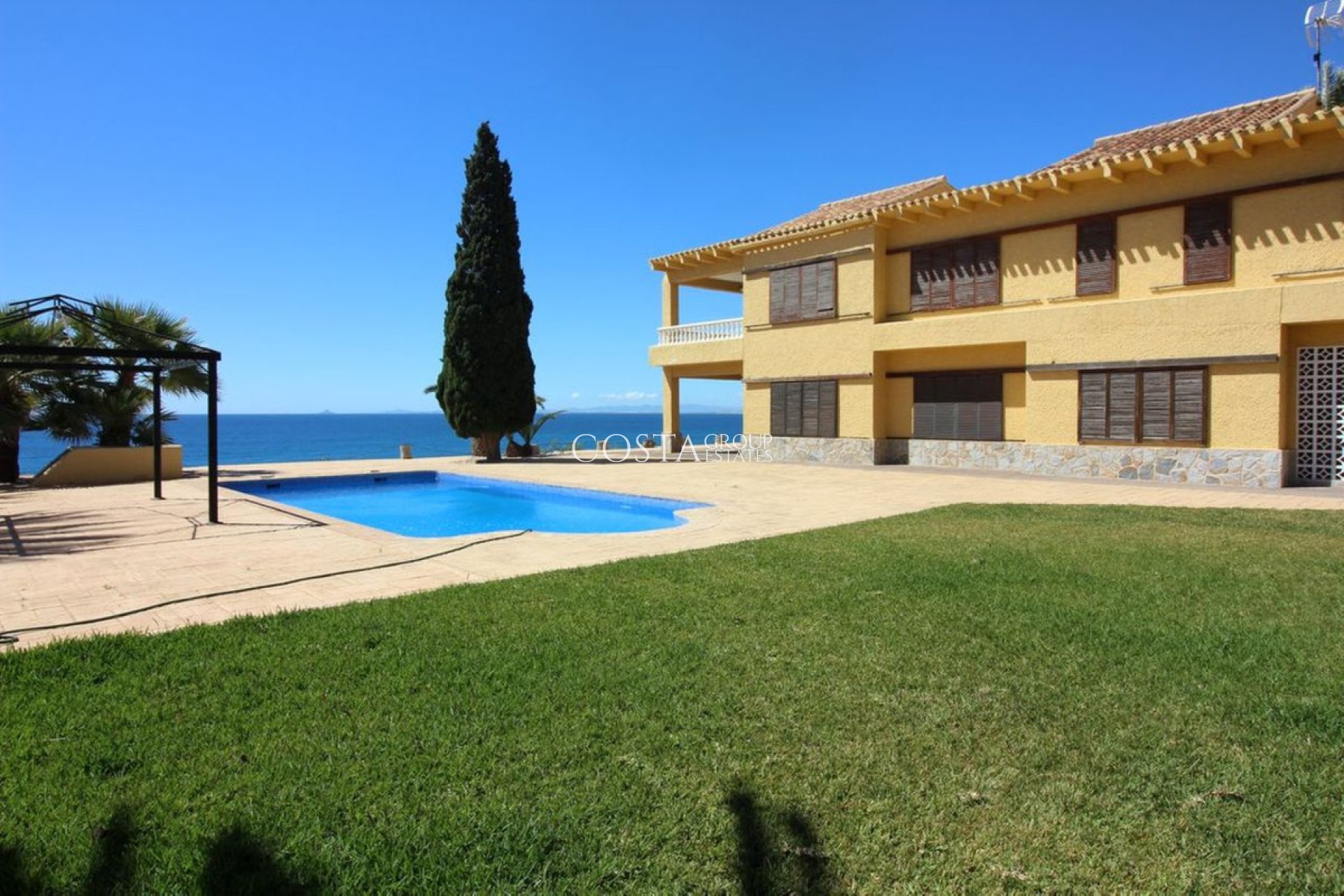 Revente - Villa -
Orihuela Costa - Cabo Roig