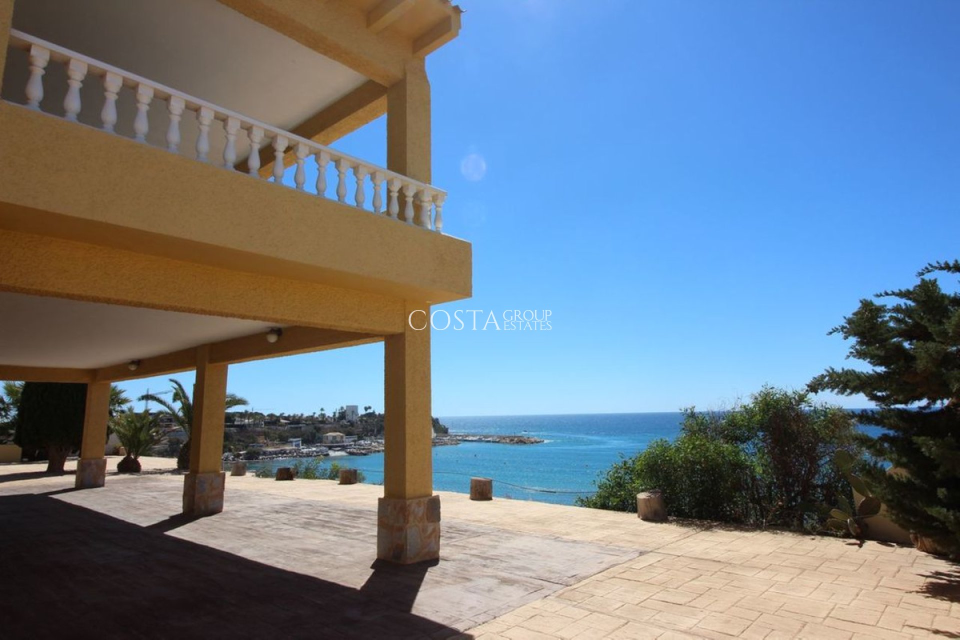 Revente - Villa -
Orihuela Costa - Cabo Roig