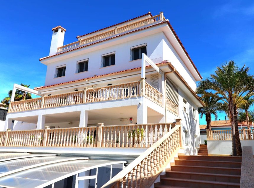 Revente - Villa -
Orihuela Costa - Campoamor