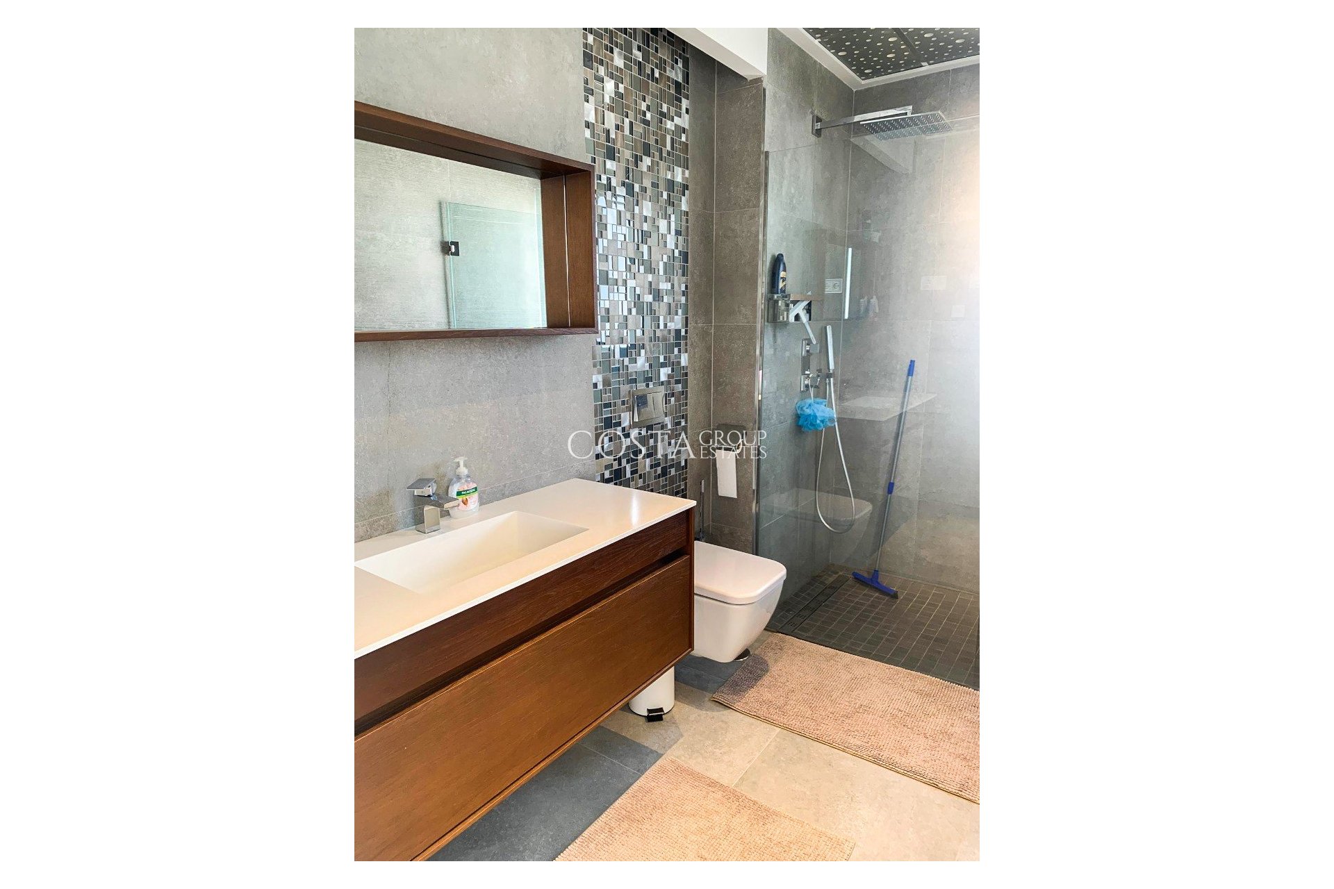 Revente - Villa -
Orihuela Costa - Campoamor