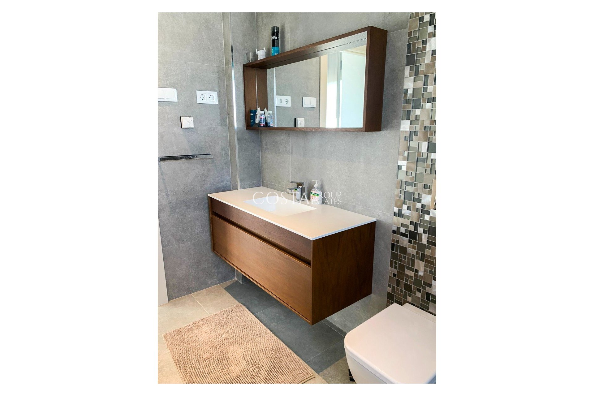 Revente - Villa -
Orihuela Costa - Campoamor