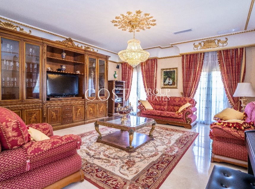 Revente - Villa -
Orihuela Costa - Campoamor