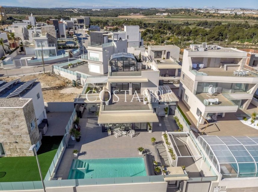 Revente - Villa -
Orihuela Costa - Campoamor