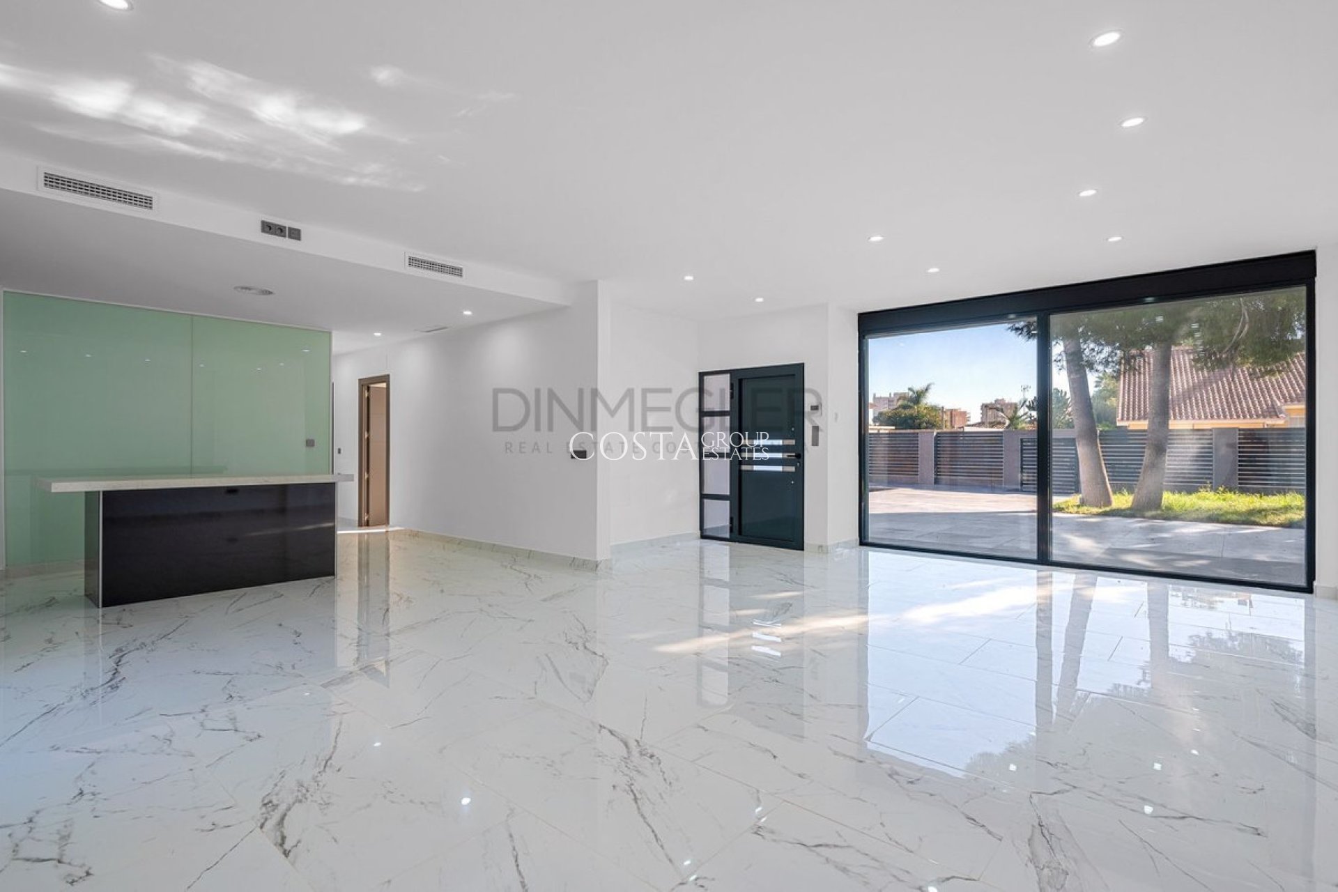 Revente - Villa -
Orihuela Costa - Campoamor