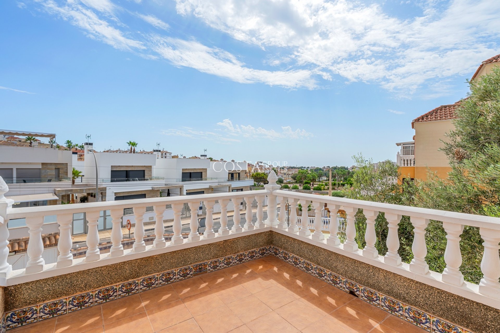 Revente - Villa -
Orihuela Costa - El Galan