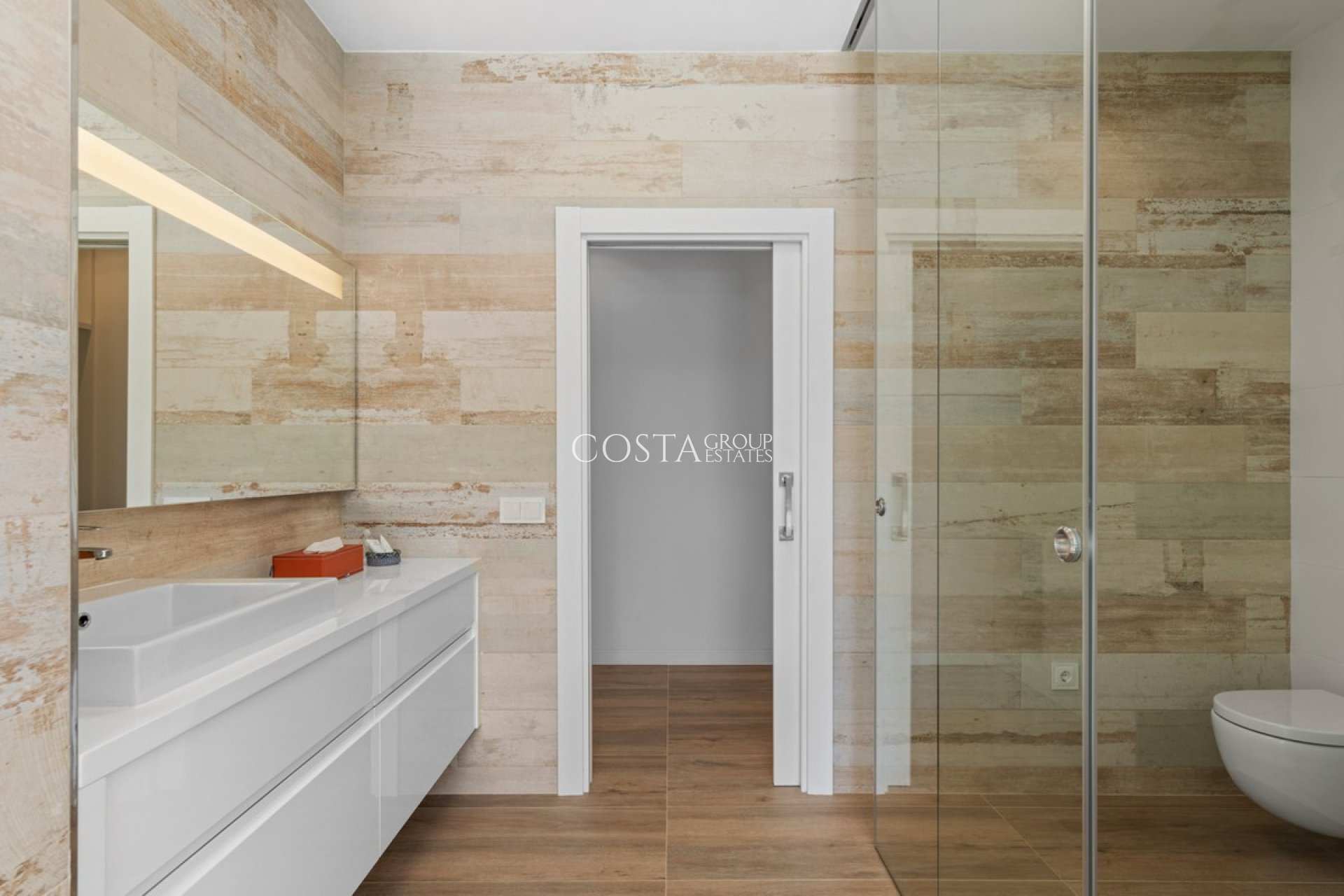 Revente - Villa -
Orihuela Costa - Las Colinas Golf