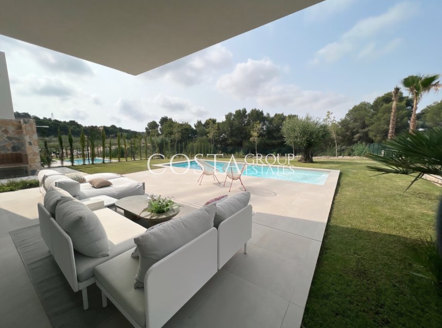 Revente - Villa -
Orihuela Costa - Las Colinas Golf