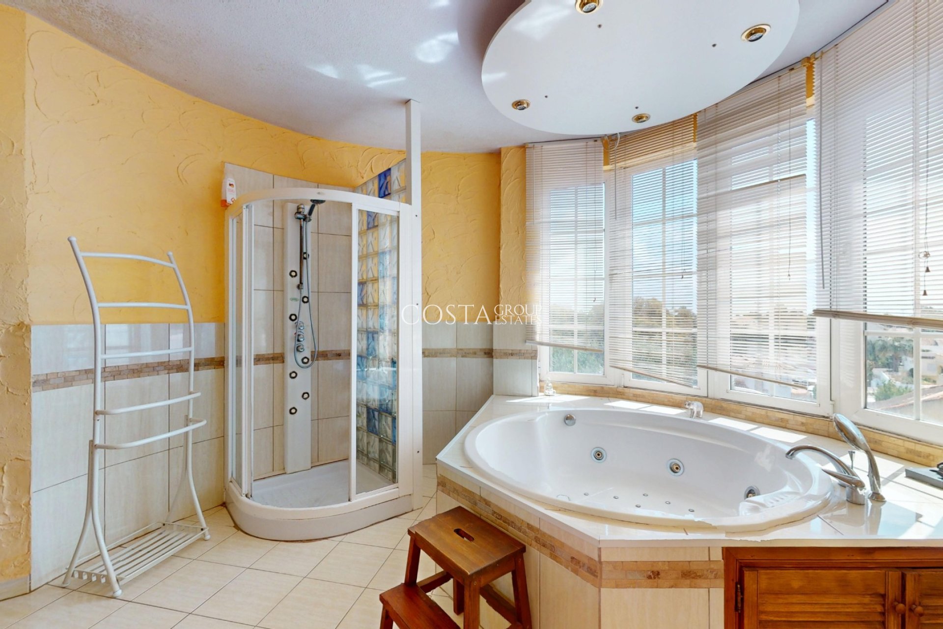 Revente - Villa -
Orihuela Costa - Las Filipinas