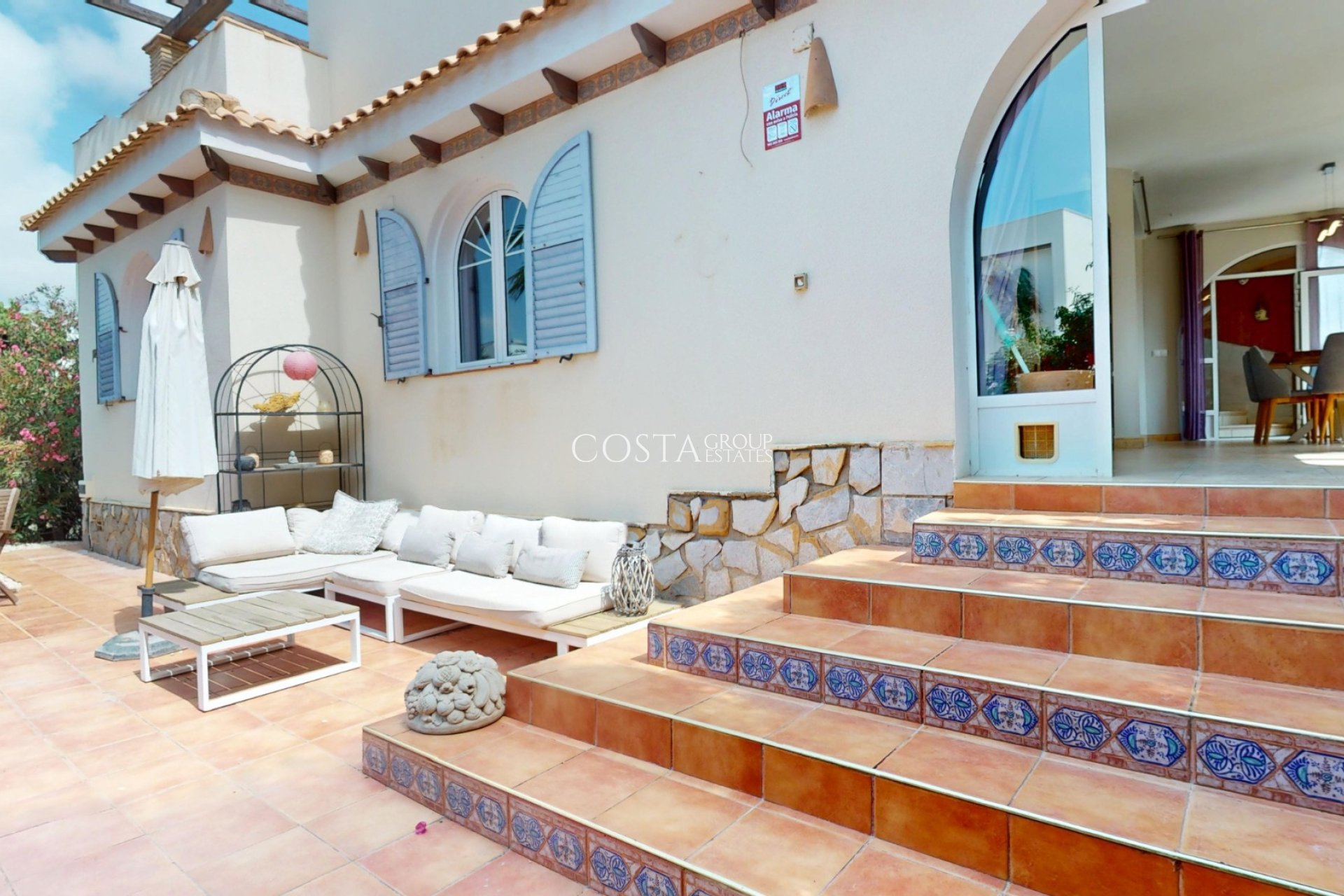 Revente - Villa -
Orihuela Costa - Las Filipinas