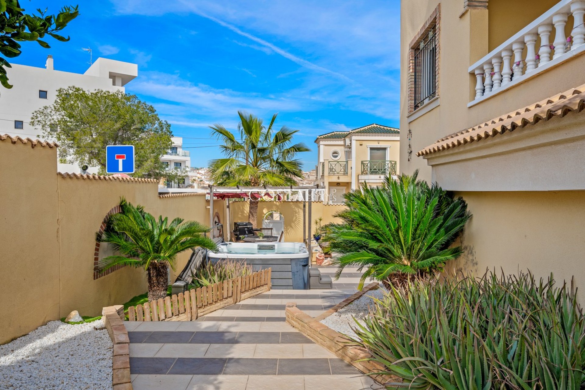 Revente - Villa -
Orihuela Costa - Las Filipinas