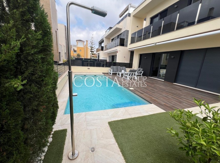 Revente - Villa -
Orihuela Costa - Lomas De Cabo Roig