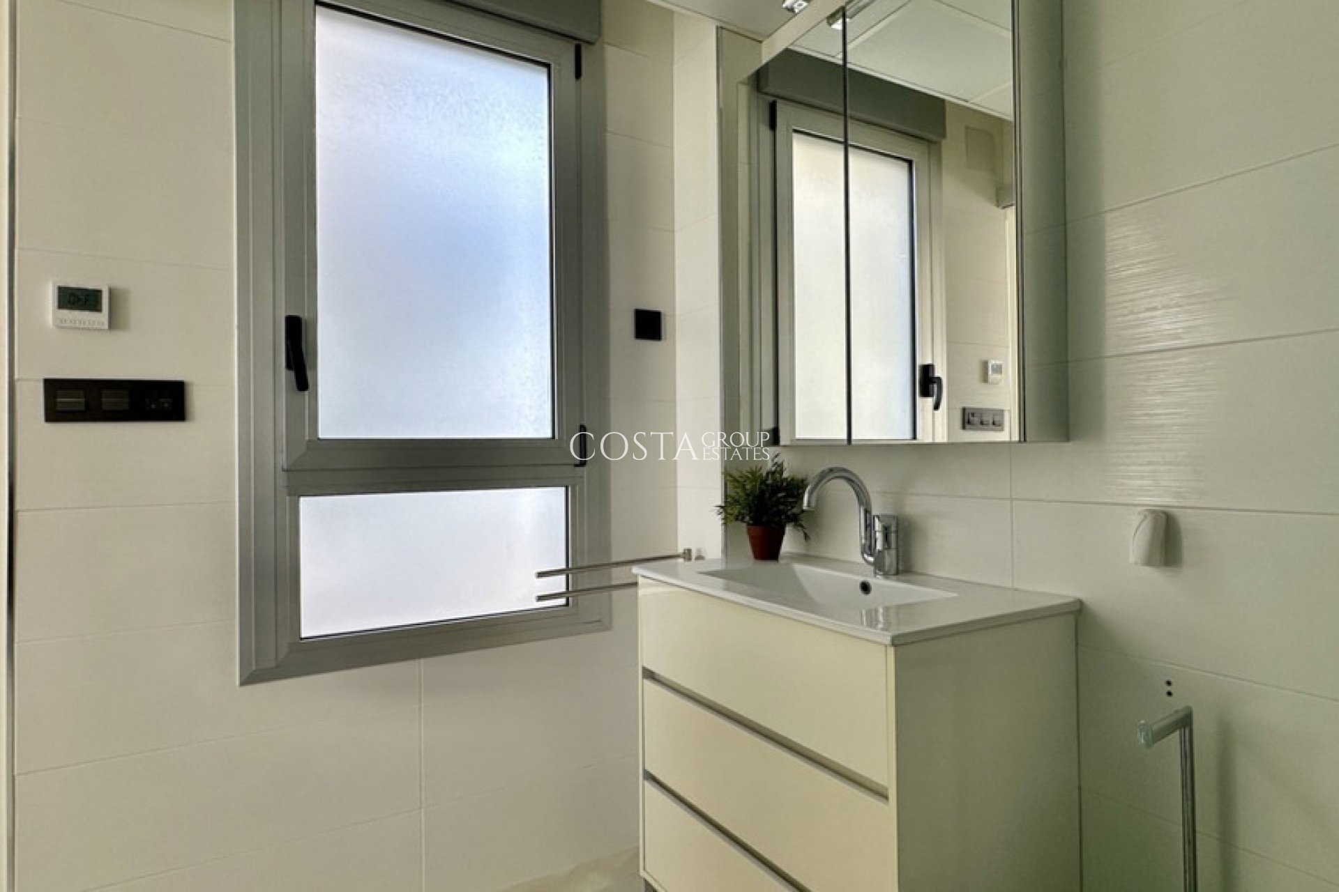 Revente - Villa -
Orihuela Costa - Lomas de Cabo Roig