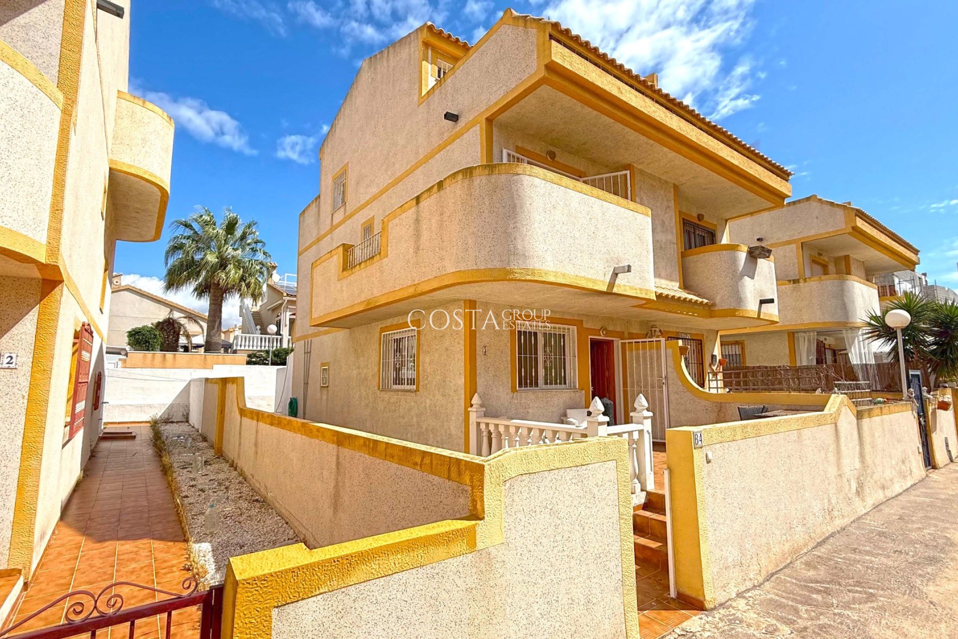 Revente - Villa -
Orihuela Costa - Los Altos