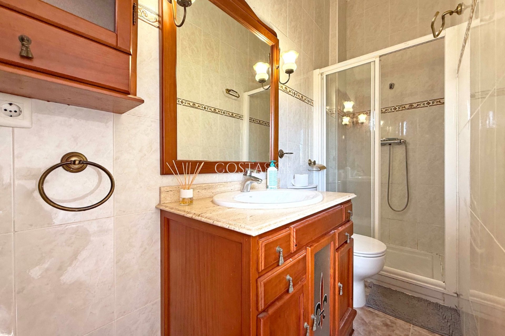 Revente - Villa -
Orihuela Costa - Los Altos