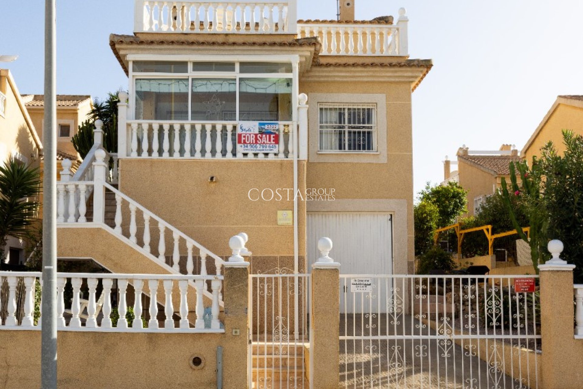 Revente - Villa -
Orihuela Costa - Los Altos