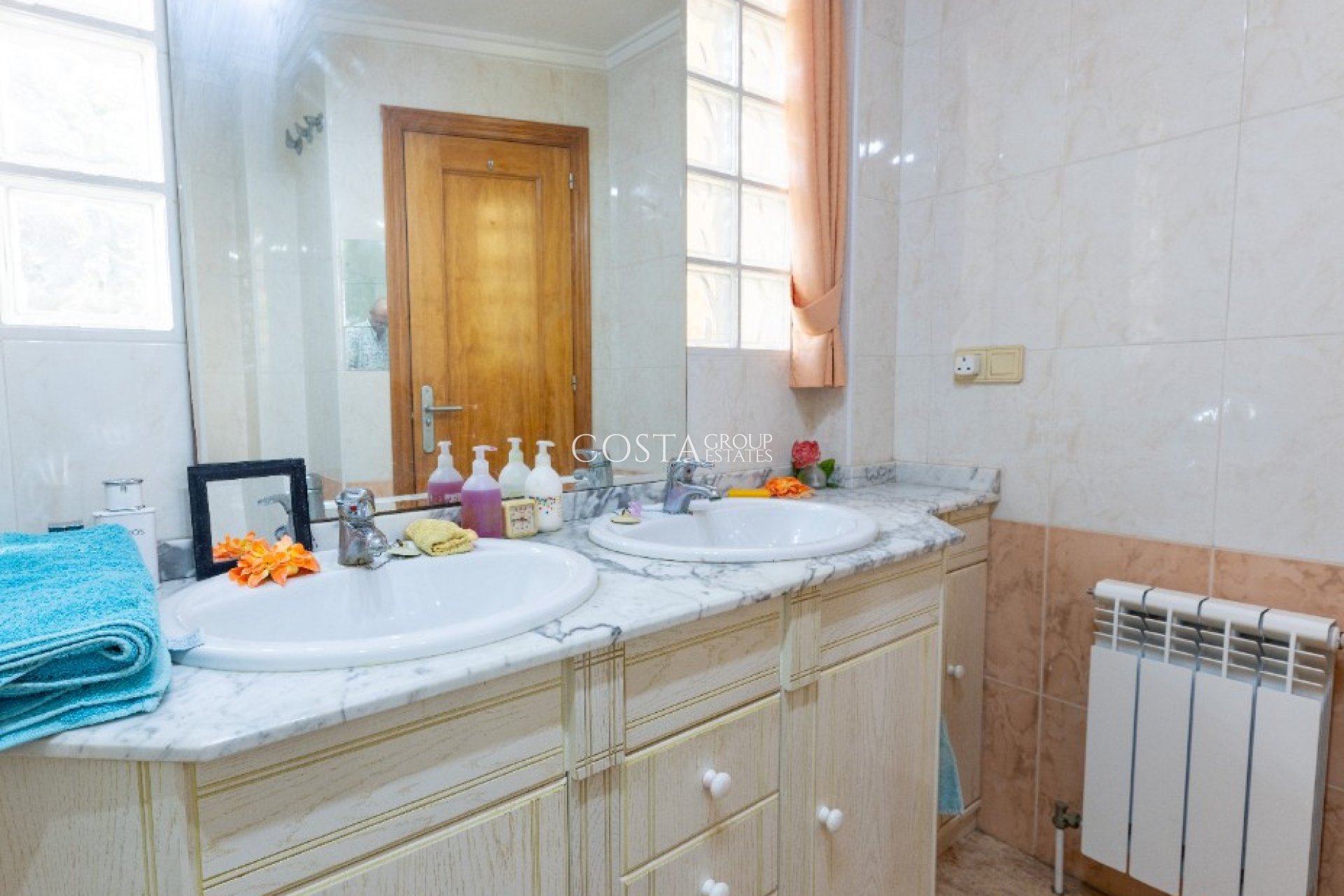 Revente - Villa -
Orihuela Costa - Los Altos