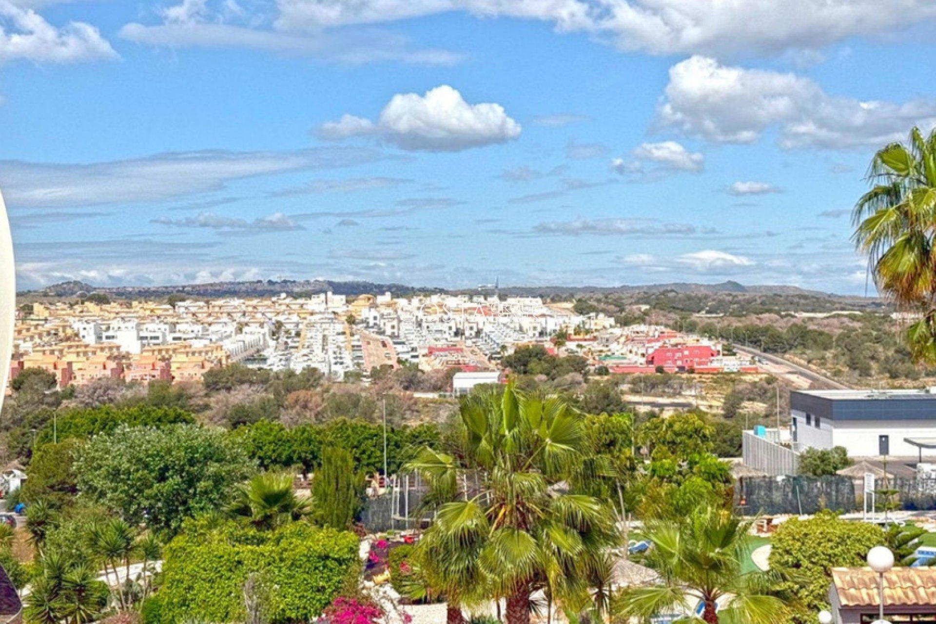 Revente - Villa -
Orihuela Costa - Los Altos