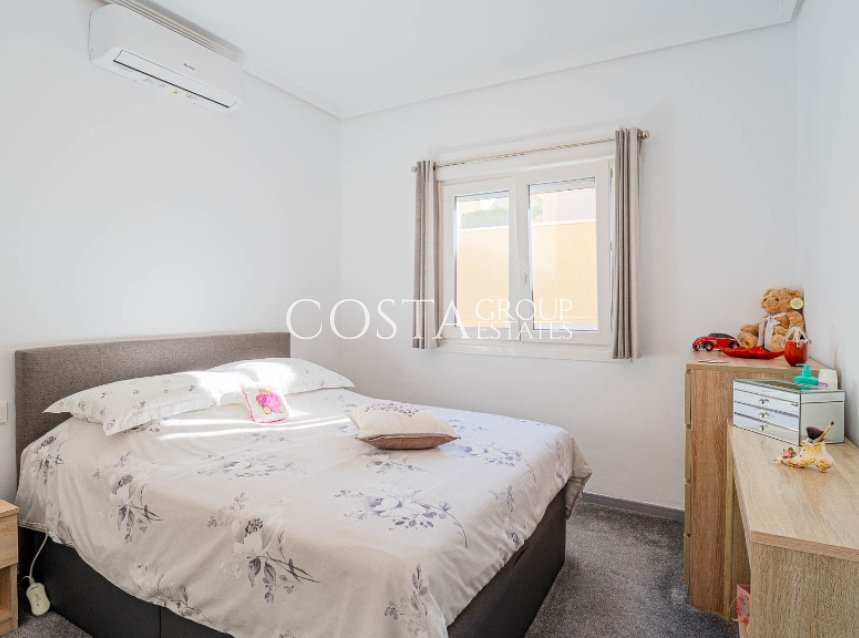 Revente - Villa -
Orihuela Costa - Los Altos