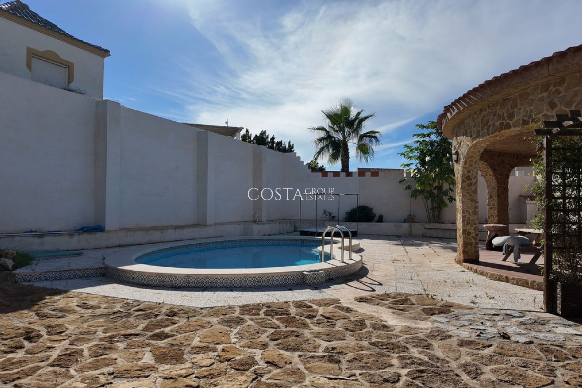 Revente - Villa -
Orihuela Costa - Los Balcones