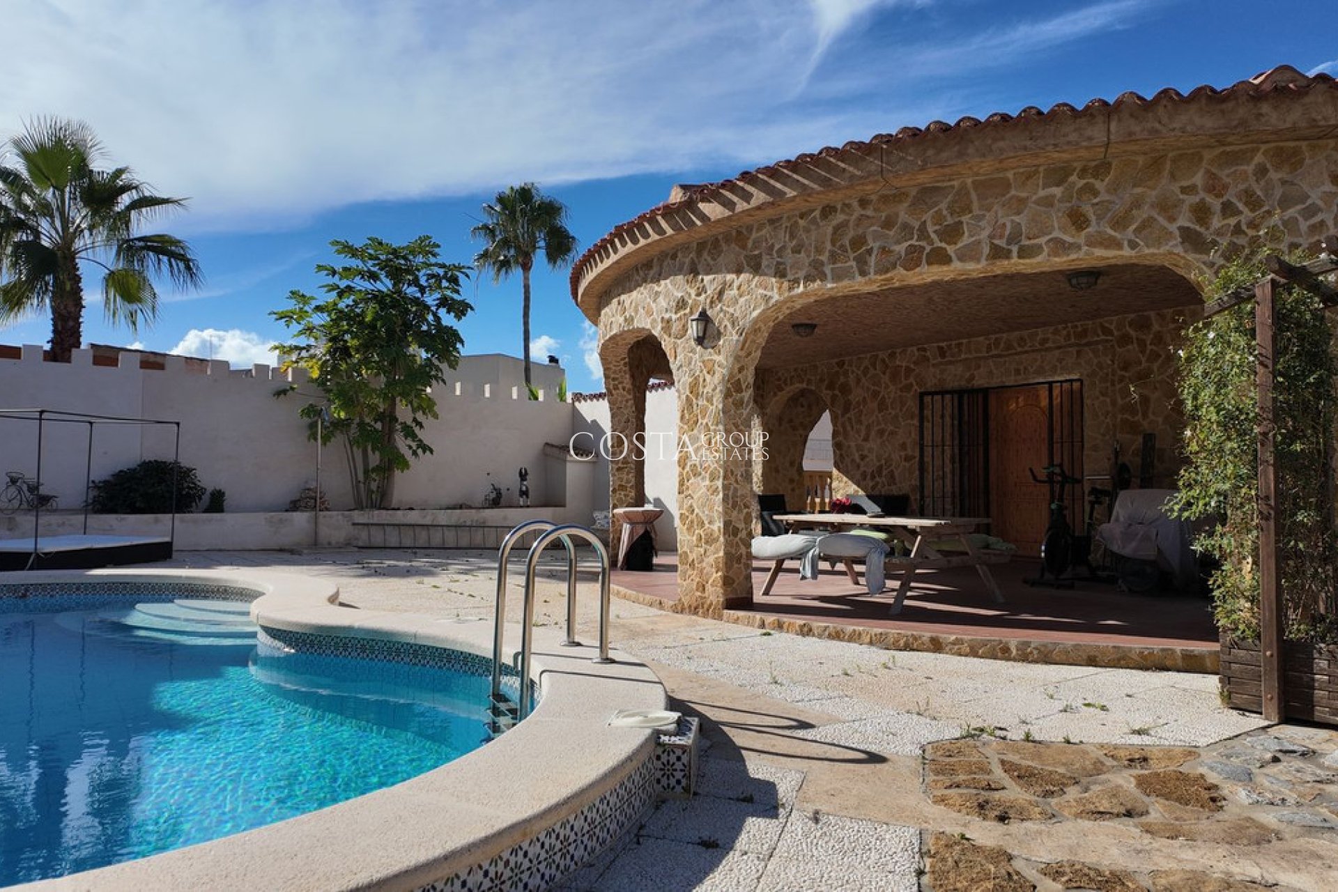 Revente - Villa -
Orihuela Costa - Los Balcones